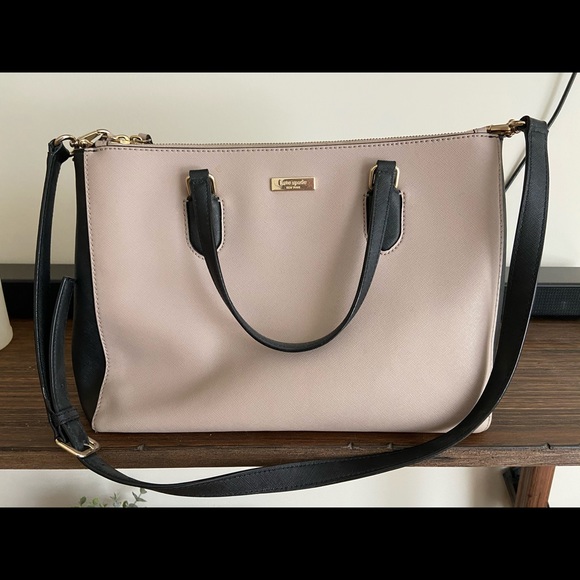 kate spade Handbags - Authentic Kate Spade Bag
